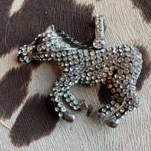 Pave’ horse pendant